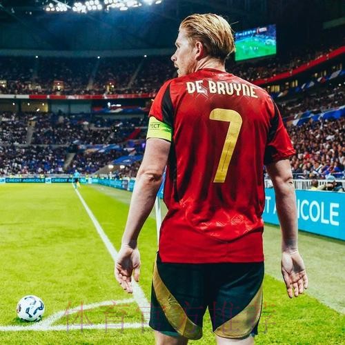 挪威上次参加世界杯还是1998年,当时哈兰德尚未出生 挪威上次参加世界杯还是1998年,当时哈兰德尚未出生