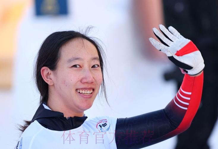 殷正/赵丹夺得圣莫里茨站钢架雪车混合团体冠军 殷正/赵丹夺得圣莫里茨站钢架雪车混合团体冠军