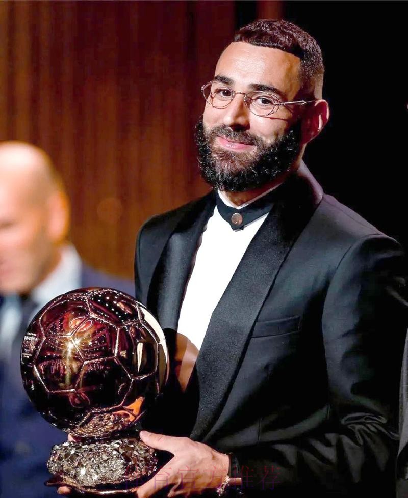 法足协：本泽马金球奖排名低了 但他依然很棒